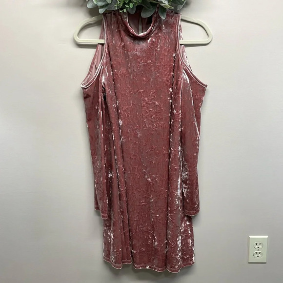 NWOT Maggy London Pink Mauve Blush Crush Velvet High Neck Cold Shoulder Dress - Picture 1 of 16